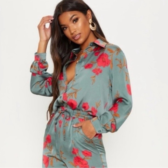 PrettyLittleThing Green Floral Button-Up Blouse – Size US 2 Tall - Picture 2 of 3